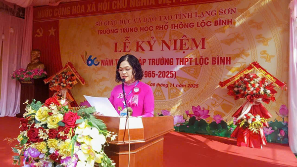 Lễ kỷ niệm 60 năm thành lập Trường THPT Lộc Bình.