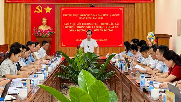 ĐOÀN CÔNG TÁC SỐ 01 CỦA THƯỜNG TRỰC HĐND TỈNH LÀM VIỆC VỚI CÁC XÃ
