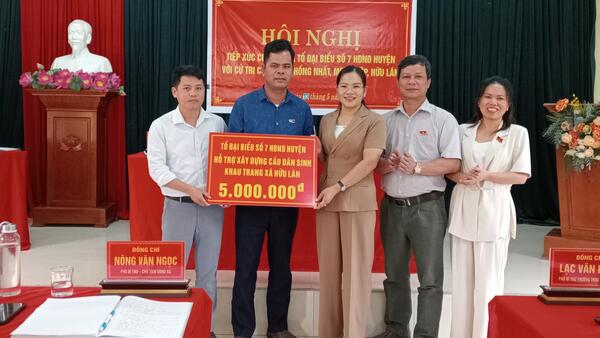 Đại biểu Hội đồng nhân dân huyện tiếp xúc cử tri tại cụm xã Thống Nhất, Minh Hiệp, Hữu Lân