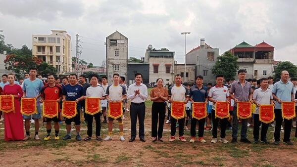 Khai mạc giải bóng đá ngành giáo dục và đào tạo huyện Lộc Bình