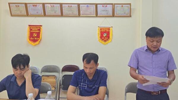 Đoàn giám sát chuyên đề HĐND huyện :   Giám sát về việc quản lý, sử dụng đất đai tại Xí nghiệp Khai thác công trình thủy lợi huyện.