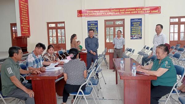 Kiểm tra công tác tổ chức hội nghị lấy ý kiến cử tri tại thị trấn Na Dương, xã Khuất Xá và xã Khánh Xuân