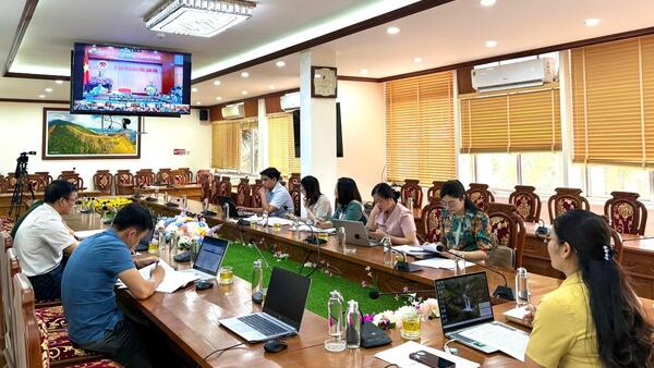 Họp Ban Chỉ đạo Phát triển khoa học công nghệ, đổi mới sáng tạo, chuyển đổi số và Đề án 06