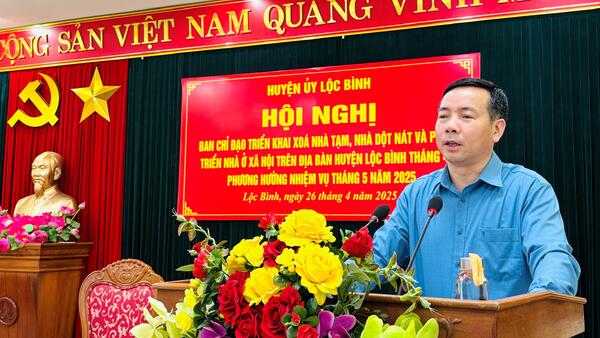 LỘC BÌNH HỌP BAN CHỈ ĐẠO TRIỂN KHAI XÓA NHÀ TẠM,  NHÀ DỘT NÁT VÀ PHÁT TRIỂN NHÀ Ở XÃ HỘI
