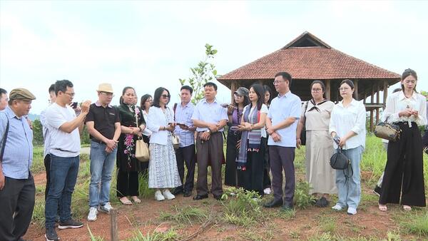 Khảo sát, xây dựng sản phẩm du lịch sinh thái huyện Lộc Bình