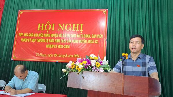 Đại biểu HĐND huyện tiếp xúc với cử tri cụm xã Tú Đoạn, Sàn Viên