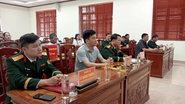 Lễ trao Bằng “ Tổ quốc ghi công” cho liệt sĩ Lường Văn Chế và liệt sĩ Bao Văn Sòn
