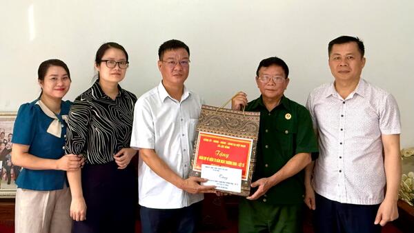 XÃ LỘC BÌNH TỔ CHỨC CÁC HOẠT ĐỘNG TRI ÂN NHÂN KỶ NIỆM 78 NĂM NGÀY THƯƠNG BINH - LIỆT SĨ (27/7/1947 – 27/7/2025)