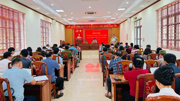 ĐẢNG ỦY XÃ LỘC BÌNH TỔ CHỨC HỘI NGHỊ CÁN BỘ CHỦ CHỐT VỀ THỰC HIỆN QUY TRÌNH CÔNG TÁC CÁN BỘ