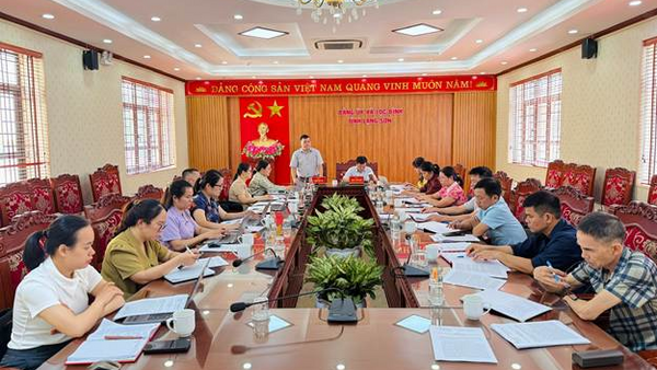 Đảng ủy xã Lộc Bình tổ chức buổi làm việc với Ủy ban MTTQ Việt Nam xã và các tổ chức chính trị - xã hội xã