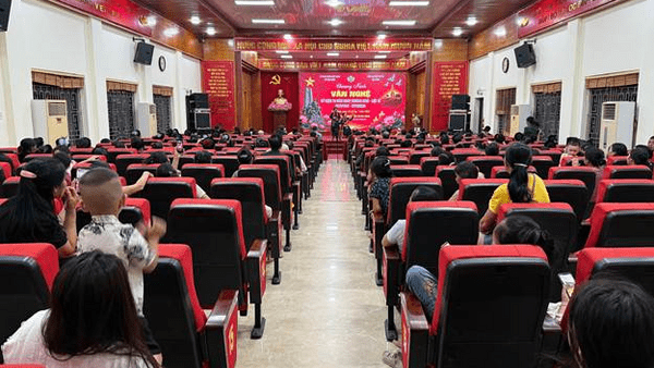 CHƯƠNG TRÌNH VĂN NGHỆ CHÀO MỪNG KỶ NIỆM 79 NĂM NGÀY THƯƠNG BINH - LIỆT SĨ DIỄN RA THÀNH CÔNG TỐT ĐẸP