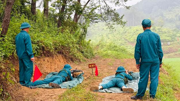 LỘC BÌNH KIỂM TRA BẮN ĐẠN THẬT, BẾ MẠC HUẤN LUYỆN  DÂN QUÂN CƠ ĐỘNG NĂM 2026