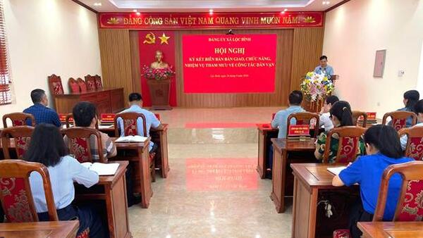 Đảng ủy xã Lộc Bình  Tổ chức Hội nghị ký kết bàn giao chức năng, nhiệm vụ tham mưu công tác Dân vận