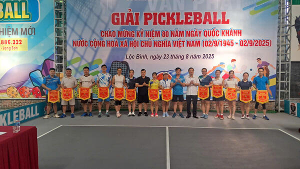 Ủy ban nhân dân xã Lộc Bình tổ chức Giải thể thao Pickleball chào mừng kỷ niệm 80 năm Quốc khánh nước Cộng hòa xã hội chủ nghĩa Việt Nam (02/9/1945 – 02/9/2025))