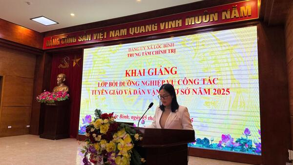 Xã Lộc Bình tổ chức lớp bồi dưỡng nghiệp vụ công tác Tuyên giáo và Dân vận ở cơ sở năm 2025