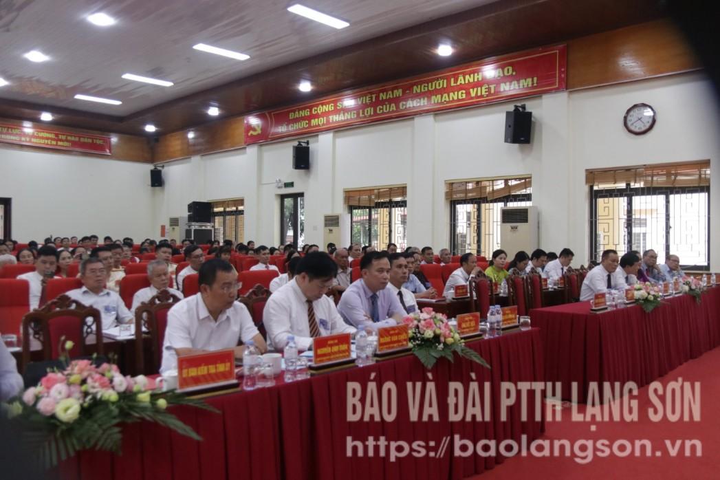 Các đại biểu tham dự đại hội